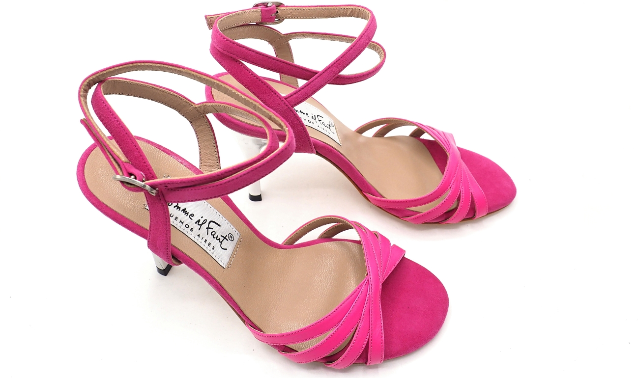 Comme il Faut - Fuchsia - Comme il Faut - Template
